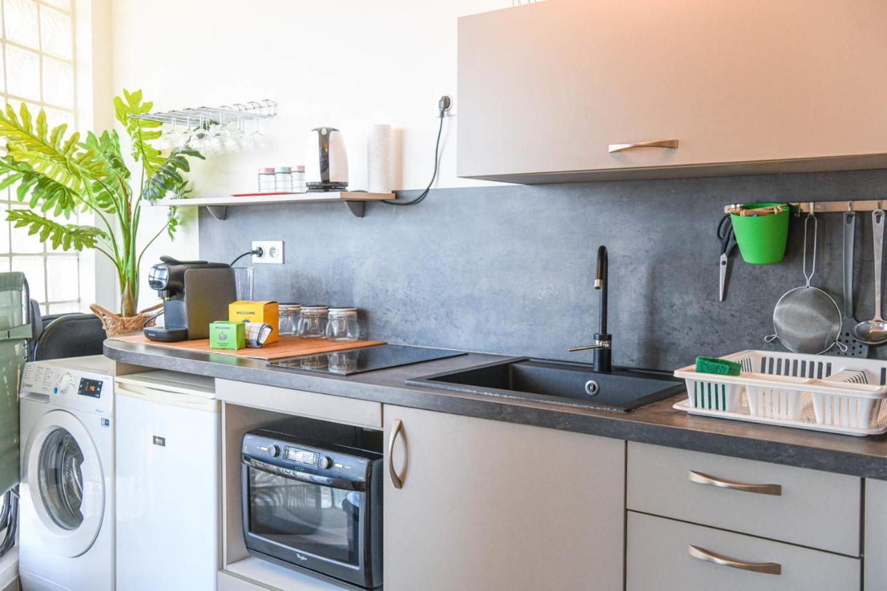 Apartamento Bail Mobilite - Cosy Avec Terrasse Et Vue Marselha